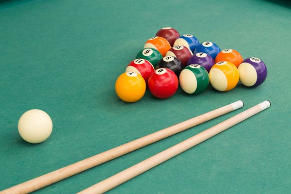 Queue de billard 8-Pool & Snooker : comment ne pas se tromper sur son choix ?
