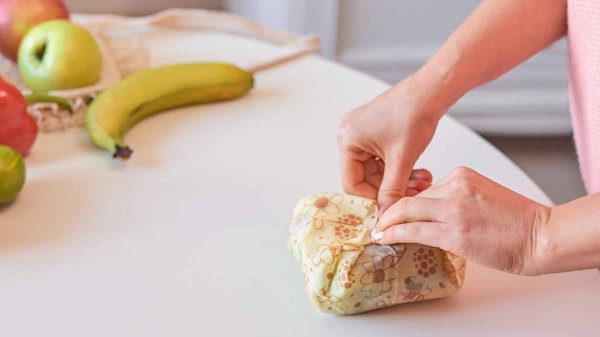 Pourquoi emballer ses aliments avec du Bee Wrap?